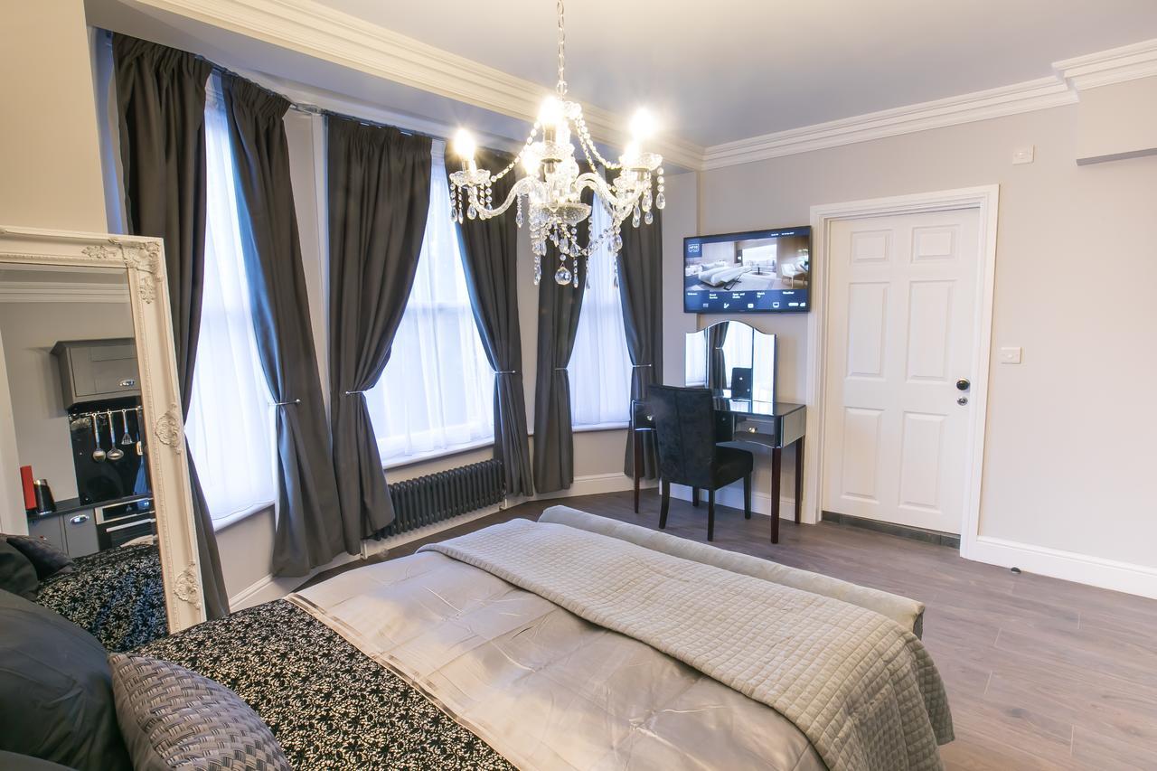 Apartments At Number 10 The Abbey 노리치 외부 사진