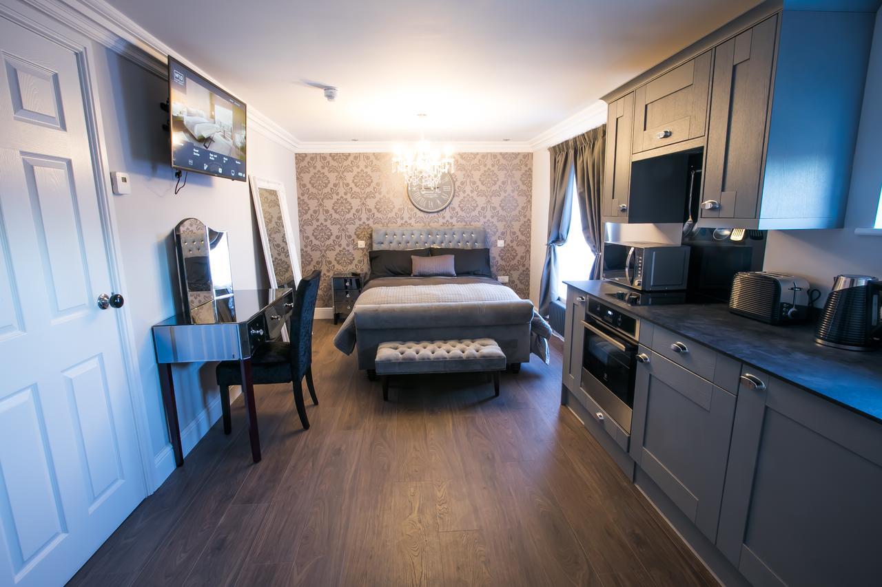 Apartments At Number 10 The Abbey 노리치 외부 사진